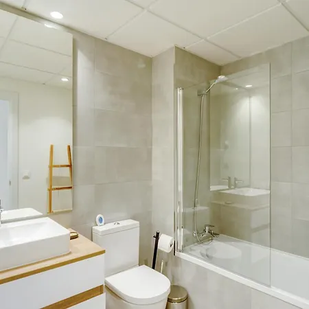 2 Bed Sea View