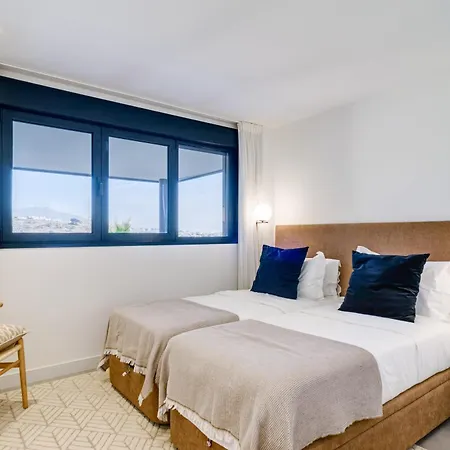 Apartment 2 Bed Sea View
