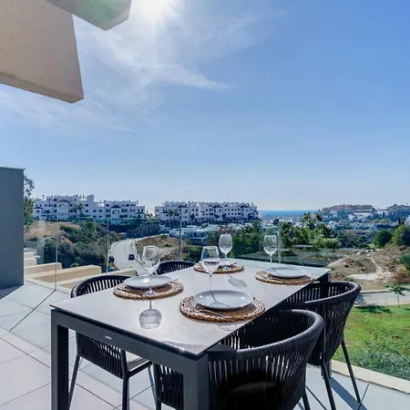 2 Bed Sea View