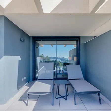 2 Bed Sea View Estepona