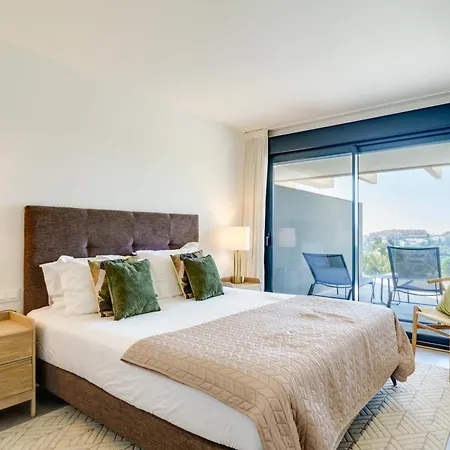 2 Bed Sea View Daire